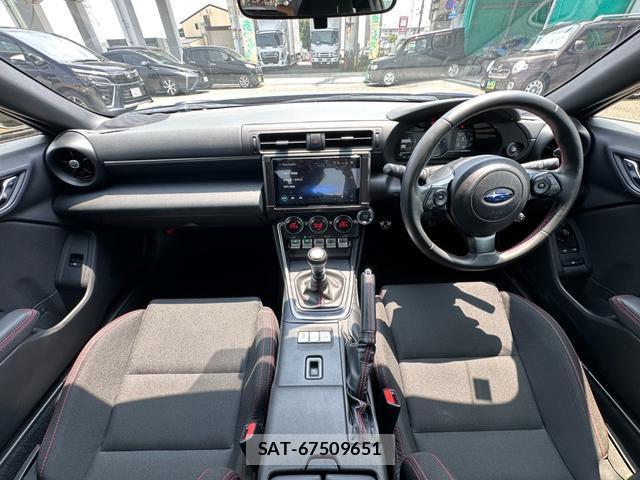 Subaru BRZ 2023-10 8329651-14