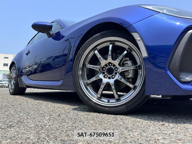 Subaru BRZ 2023-10 8329651-18
