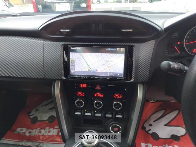 Subaru BRZ 2015-06 8330217-11