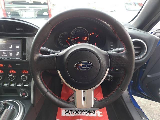 Subaru BRZ 2015-06 8330217-14