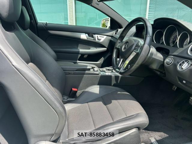 Mercedes Benz C-CLASS 2012-03 8328431-13