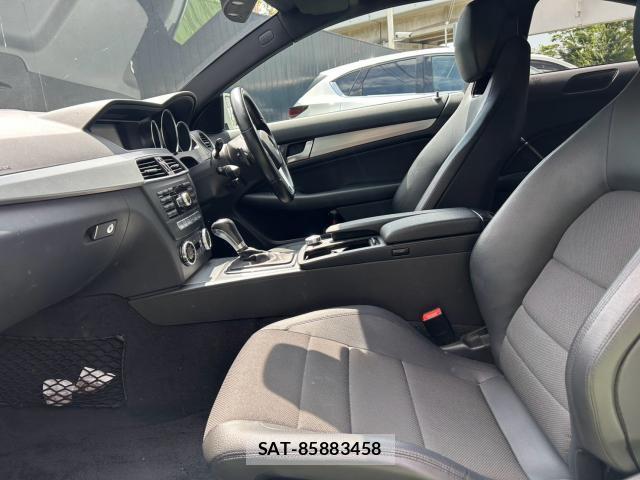 Mercedes Benz C-CLASS 2012-03 8328431-14