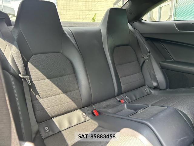 Mercedes Benz C-CLASS 2012-03 8328431-15