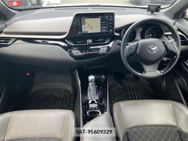 Toyota C-HR 2020-01 8328068-5