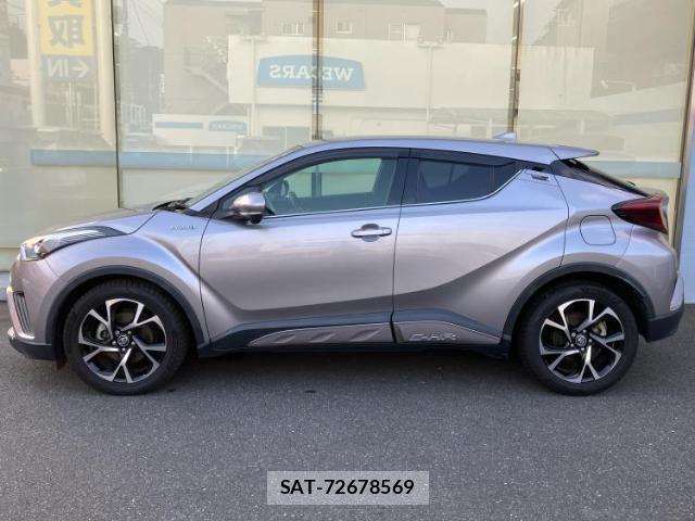 Toyota C-HR 2018-11 8328453-1