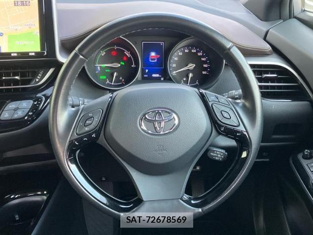 Toyota C-HR 2018-11 8328453-14