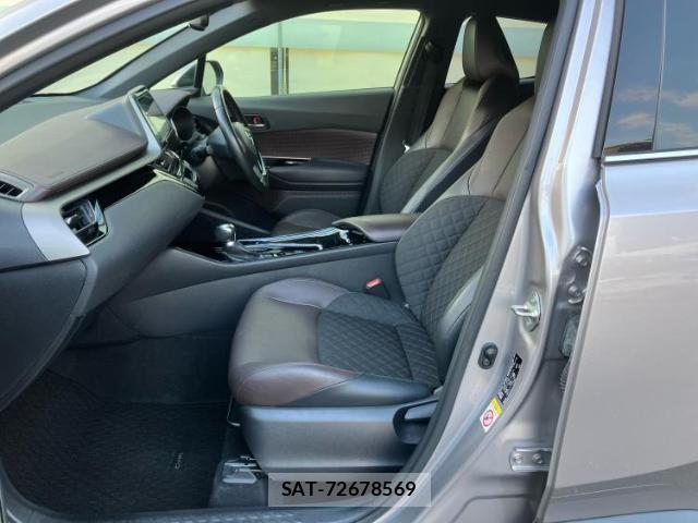 Toyota C-HR 2018-11 8328453-5