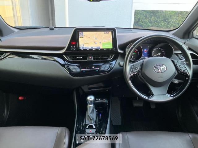 Toyota C-HR 2018-11 8328453-8