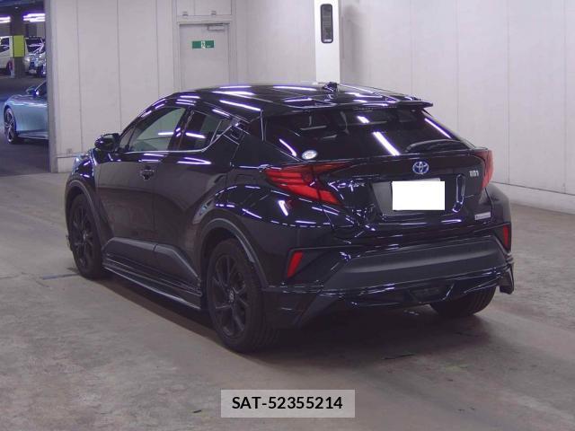 Toyota C-HR 2023-03 8328630-1