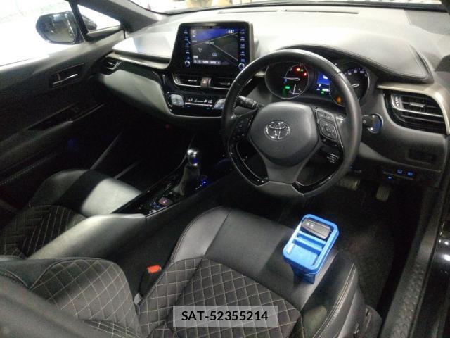 Toyota C-HR 2023-03 8328630-2