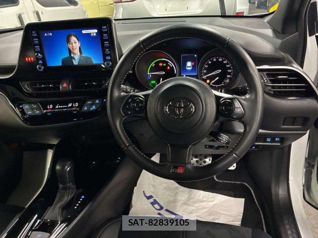 Toyota C-HR 2021-12 8328841-2