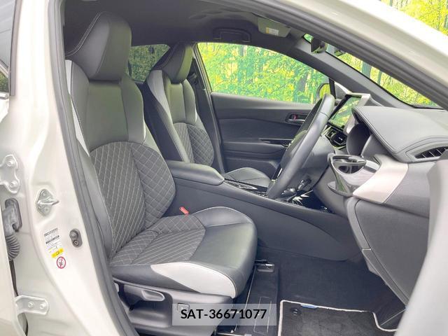 Toyota C-HR 2019-09 8329467-6