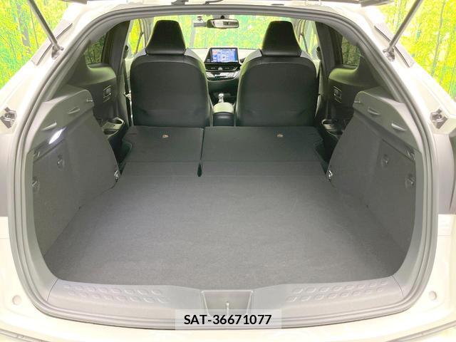 Toyota C-HR 2019-09 8329467-8