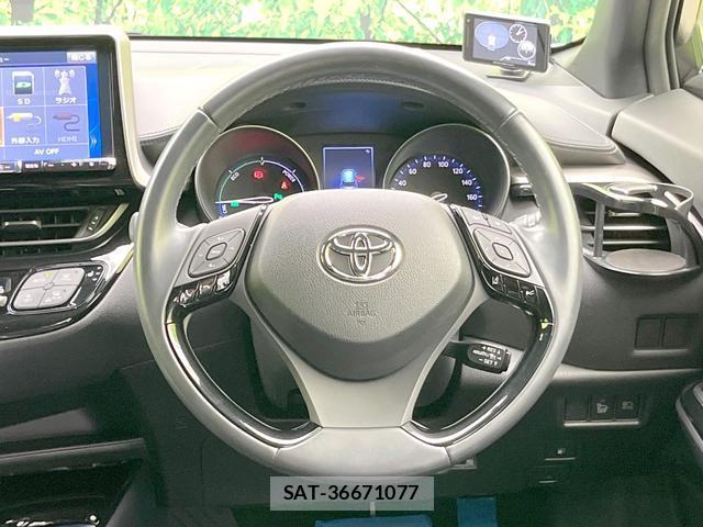 Toyota C-HR 2019-09 8329467-9