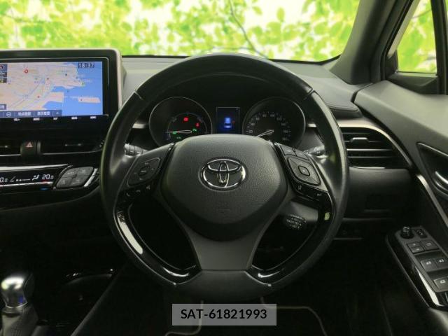 Toyota C-HR 2019-03 8329962-14