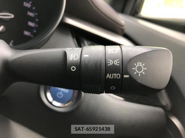 Toyota C-HR 2018-12 8329965-15