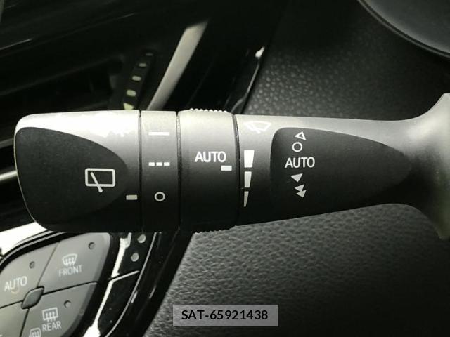 Toyota C-HR 2018-12 8329965-16