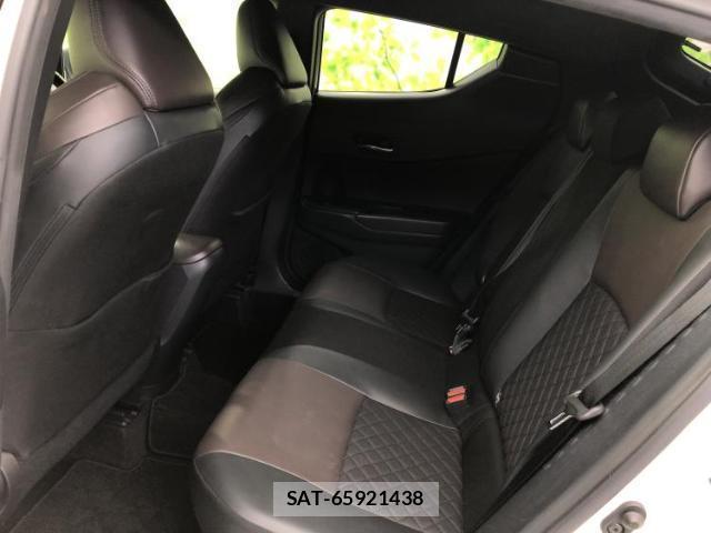 Toyota C-HR 2018-12 8329965-6