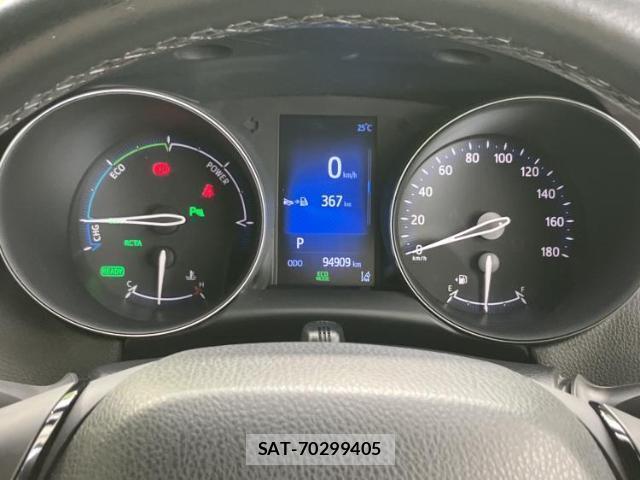 Toyota C-HR 2017-07 8330620-12