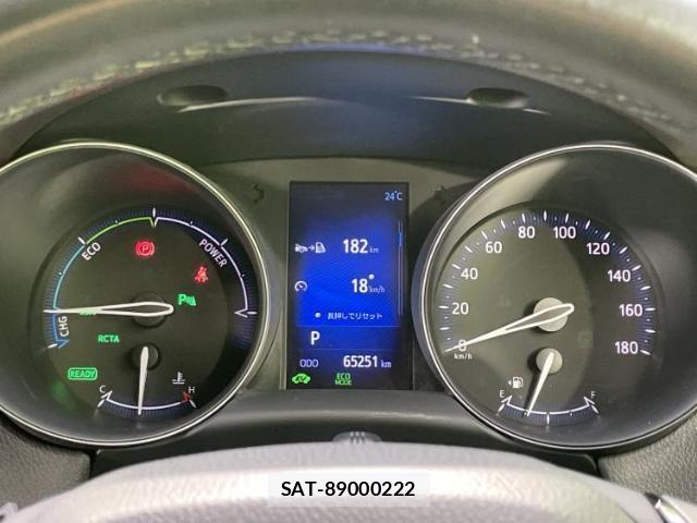 Toyota C-HR 2017-06 8330643-13