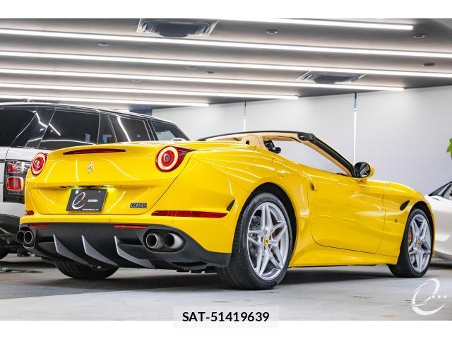 Ferrari California 2015-01 8328120-13