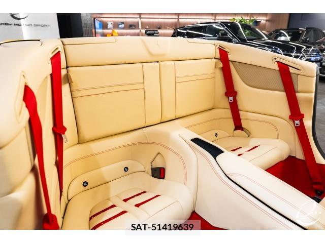 Ferrari California 2015-01 8328120-5