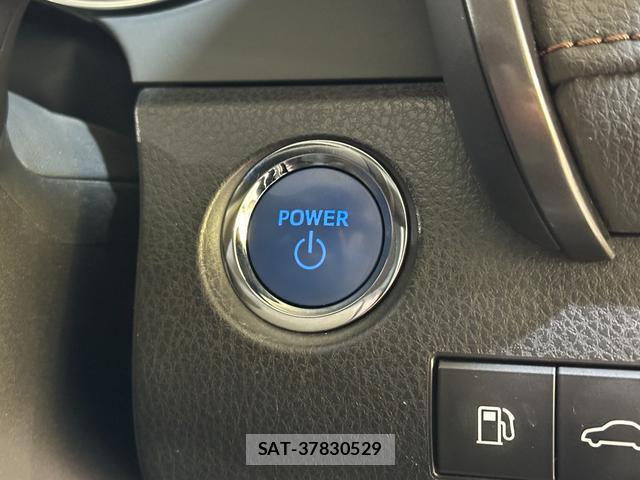 Toyota CAMRY 2018-03 8330192-9