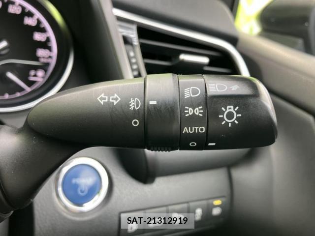 Toyota CAMRY 2017-07 8330636-15