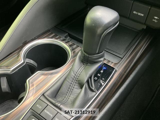 Toyota CAMRY 2017-07 8330636-17
