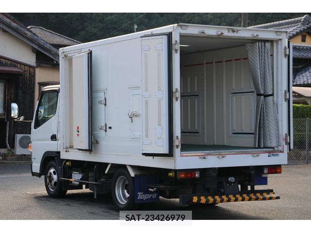 MITSUBISHI FUSO CANTER 2019-03 8327818-13