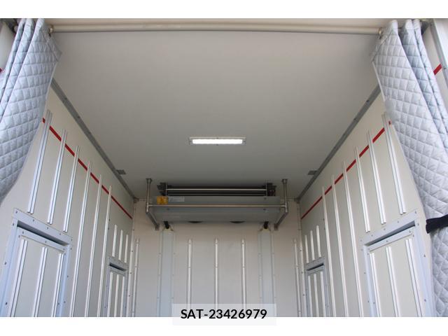 MITSUBISHI FUSO CANTER 2019-03 8327818-17