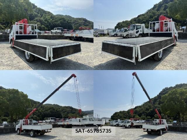 MITSUBISHI FUSO CANTER 2014-09 8330138-6
