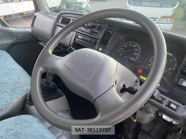 MITSUBISHI FUSO CANTER 2002-03 8330677-15