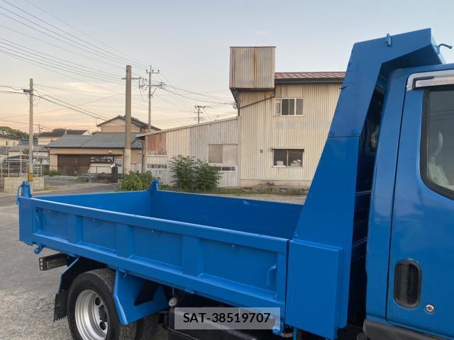 MITSUBISHI FUSO CANTER 2002-03 8330677-8