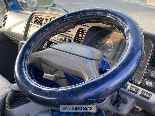 MITSUBISHI FUSO CANTER 2000-12 8330678-16