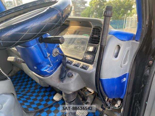MITSUBISHI FUSO CANTER 2000-12 8330678-18