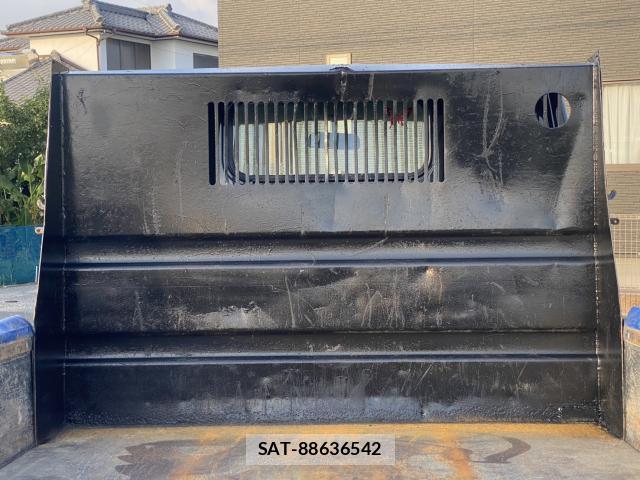 MITSUBISHI FUSO CANTER 2000-12 8330678-9