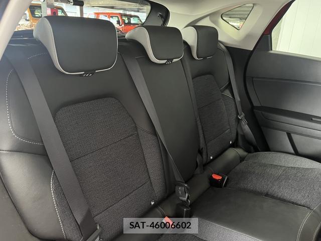 Renault CAPTUR 2023-09 8330157-4