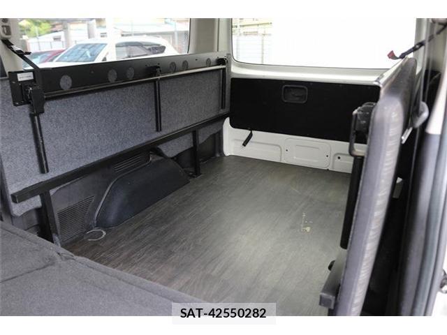 Nissan Caravan 2021-05 8328424-16