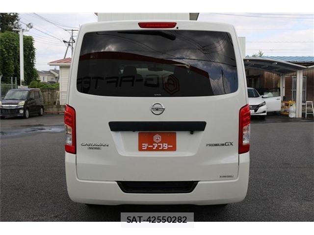 Nissan Caravan 2021-05 8328424-9