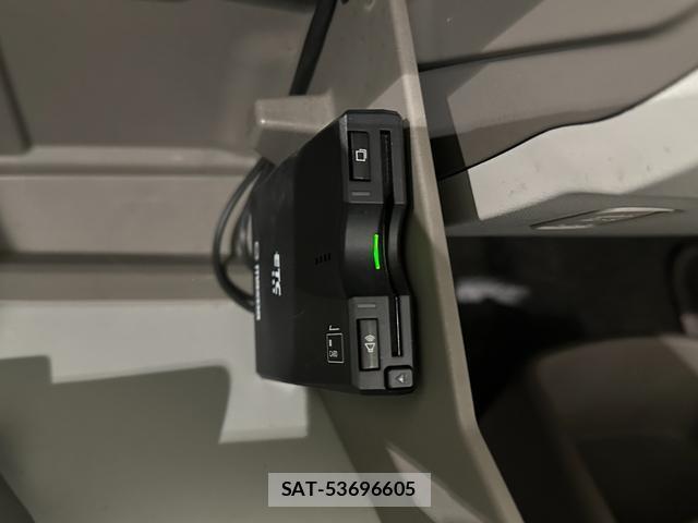 Mazda CAROL 2014-02 8330700-3