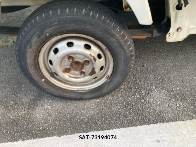 Suzuki CARRY TRUCK 2008-04 8329639-3
