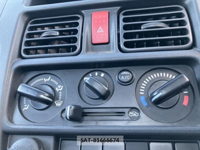 Suzuki CARRY TRUCK 2022-09 8330083-17