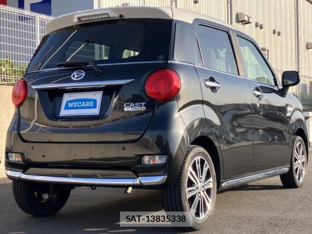 Daihatsu CAST 2021-05 8330577-2