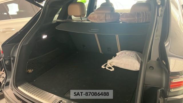 Porsche CAYENNE 2018-09 8329245-17