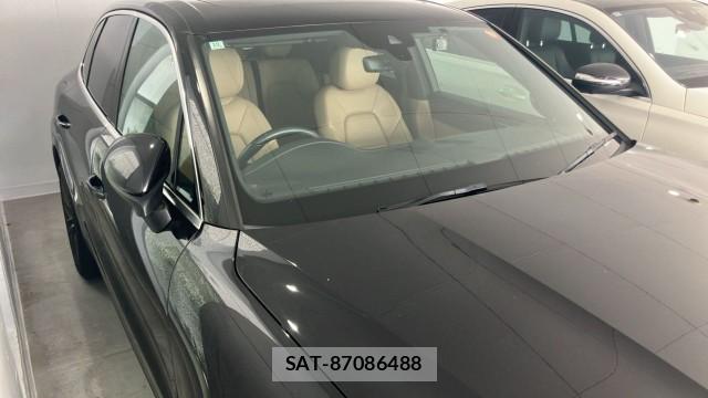 Porsche CAYENNE 2018-09 8329245-3