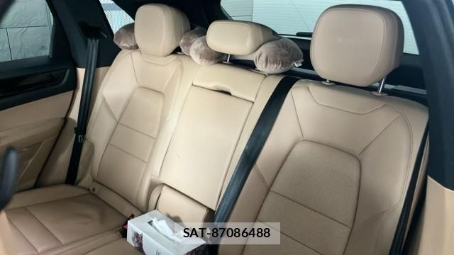 Porsche CAYENNE 2018-09 8329245-6