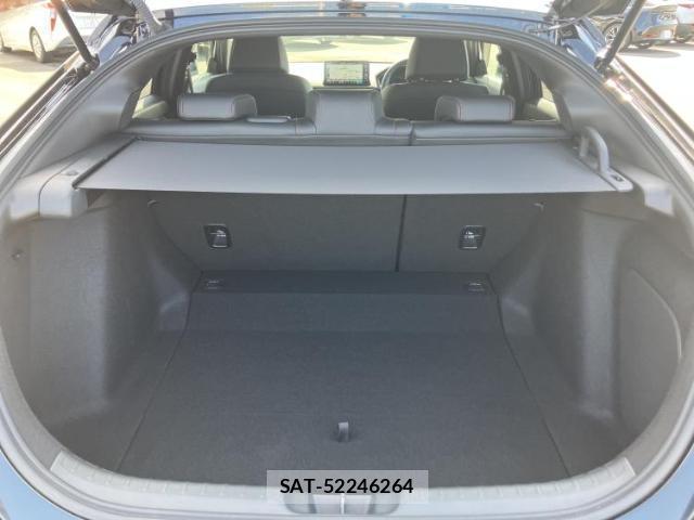 Honda CIVIC HYBRID 2023-03 8330588-7