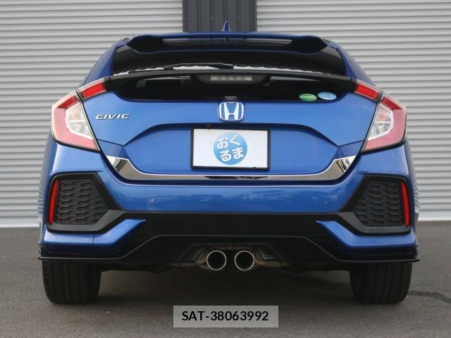 Honda CIVIC 2019-02 8328028-1