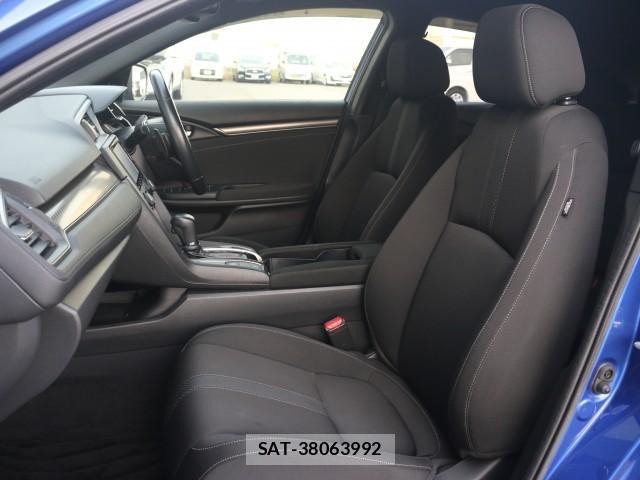 Honda CIVIC 2019-02 8328028-5